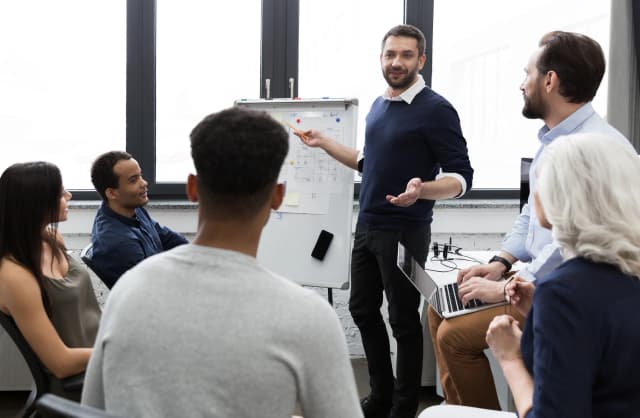 10 Consejos para Mejorar tu CV en 2025